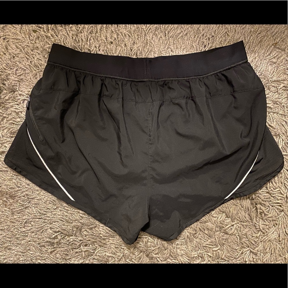 Victoria Sport Running Short - Picture 2 of 6